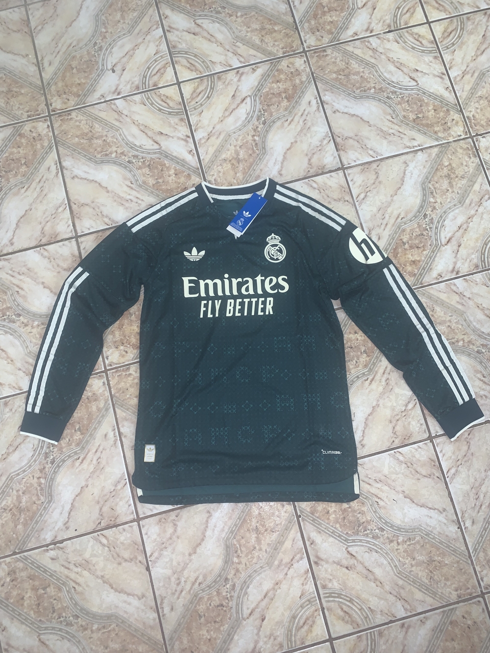 adidas Originals Real Madrid 2026/27 Long Sleeve Player Jersey Size L